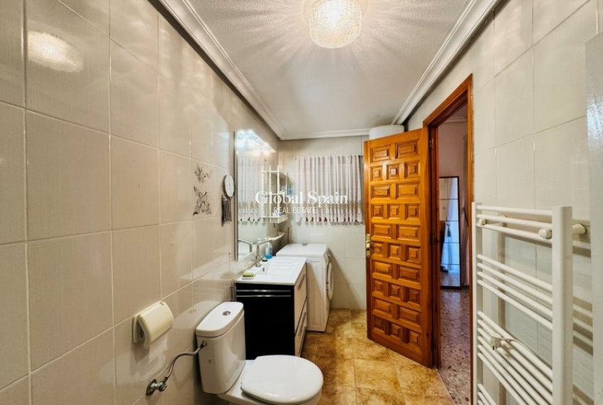 Wederverkoop - APPARTEMENT -
LA MATA - Costa Blanca