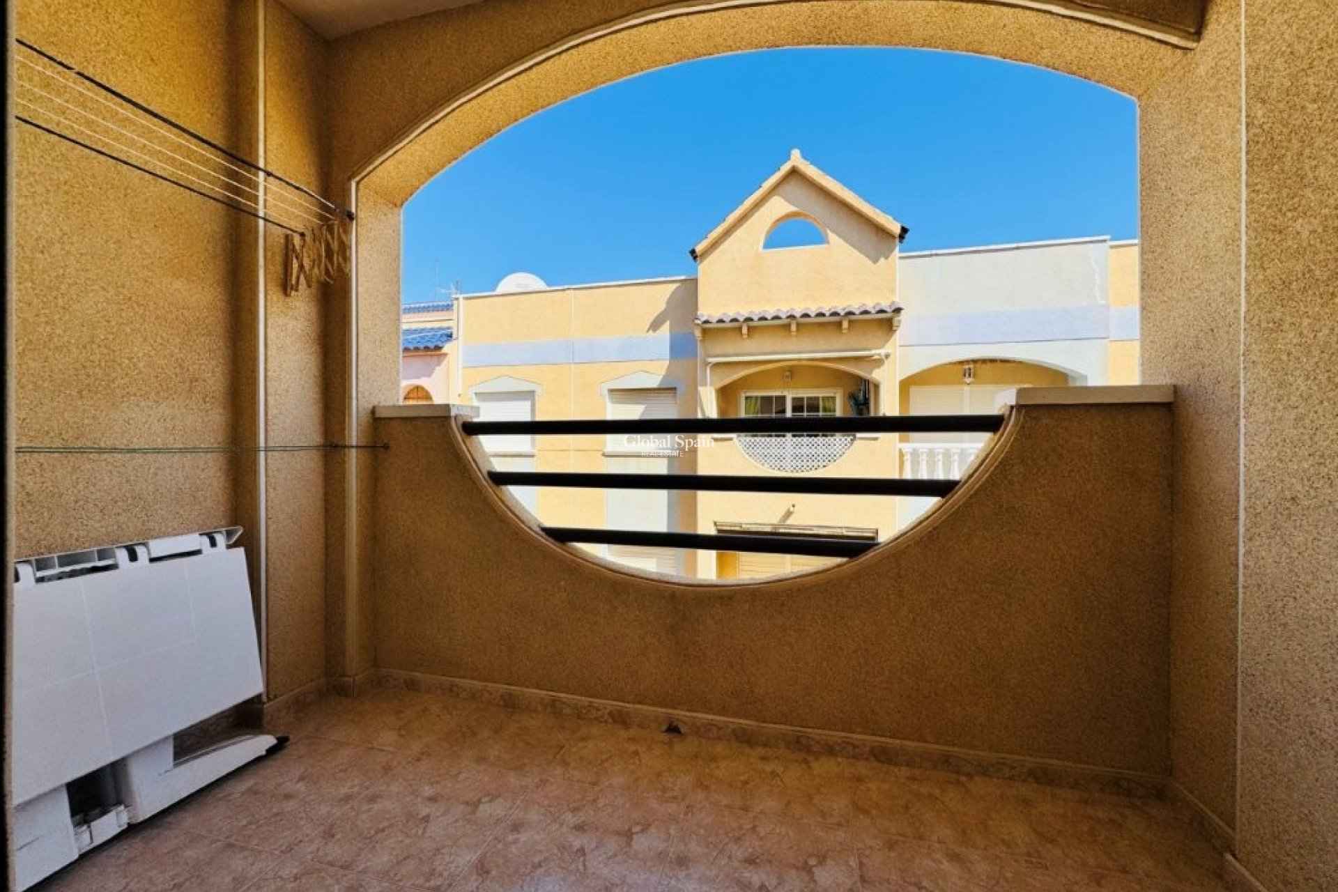 Wederverkoop - APPARTEMENT -
LA MATA - Costa Blanca
