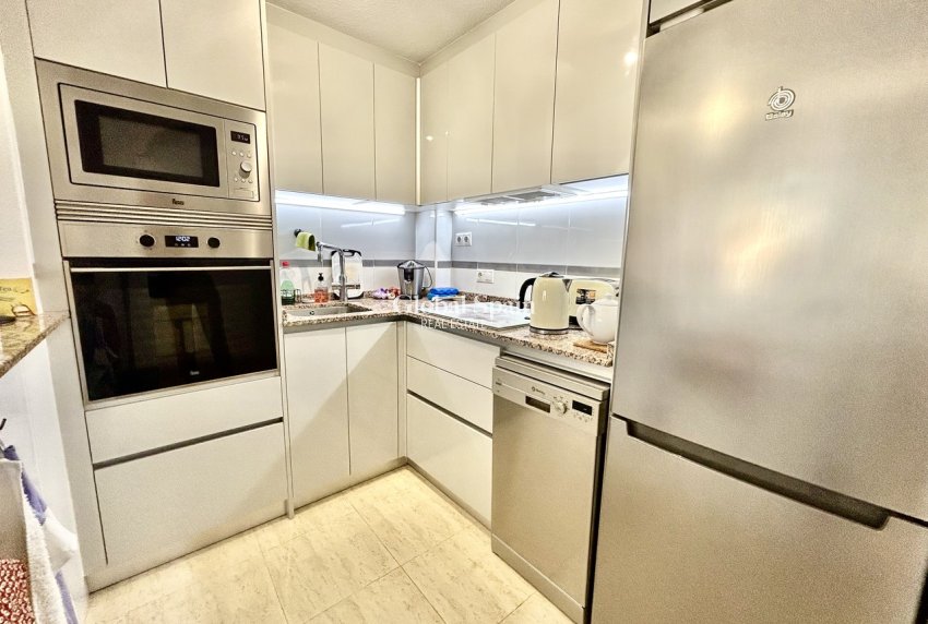 Wederverkoop - APPARTEMENT -
LA MATA - Costa Blanca