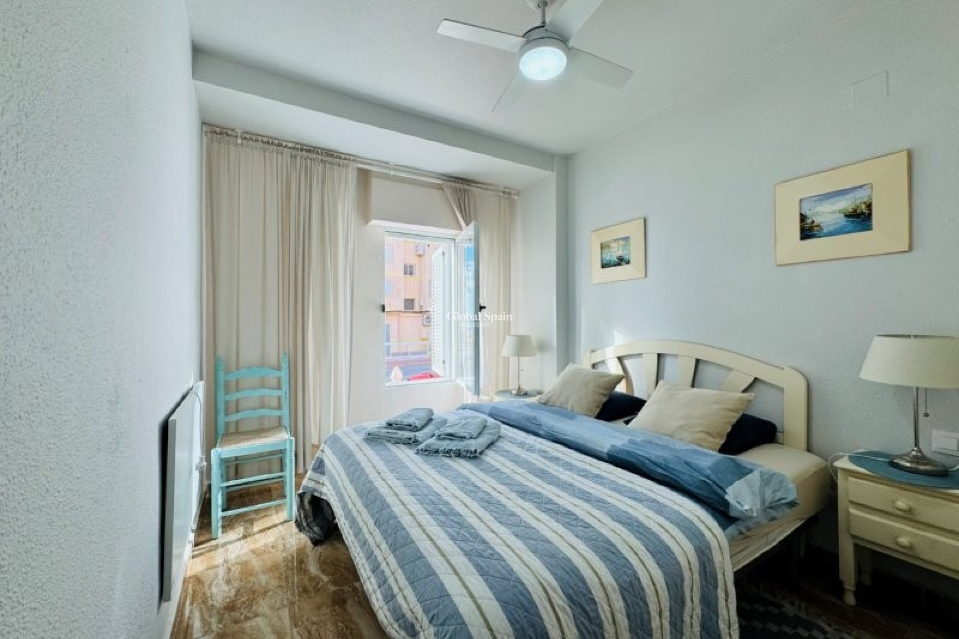 Wederverkoop - APPARTEMENT -
LA MATA - Costa Blanca