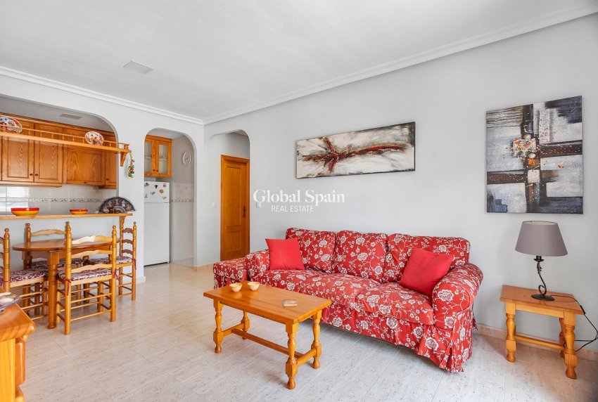 Wederverkoop - APPARTEMENT -
LA MATA - Costa Blanca