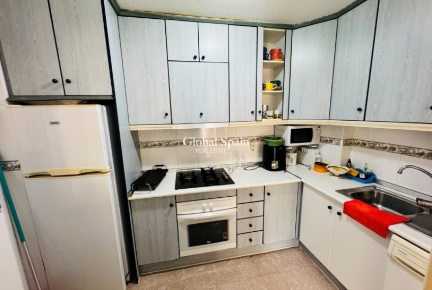 Wederverkoop - APPARTEMENT -
LA MATA - Costa Blanca