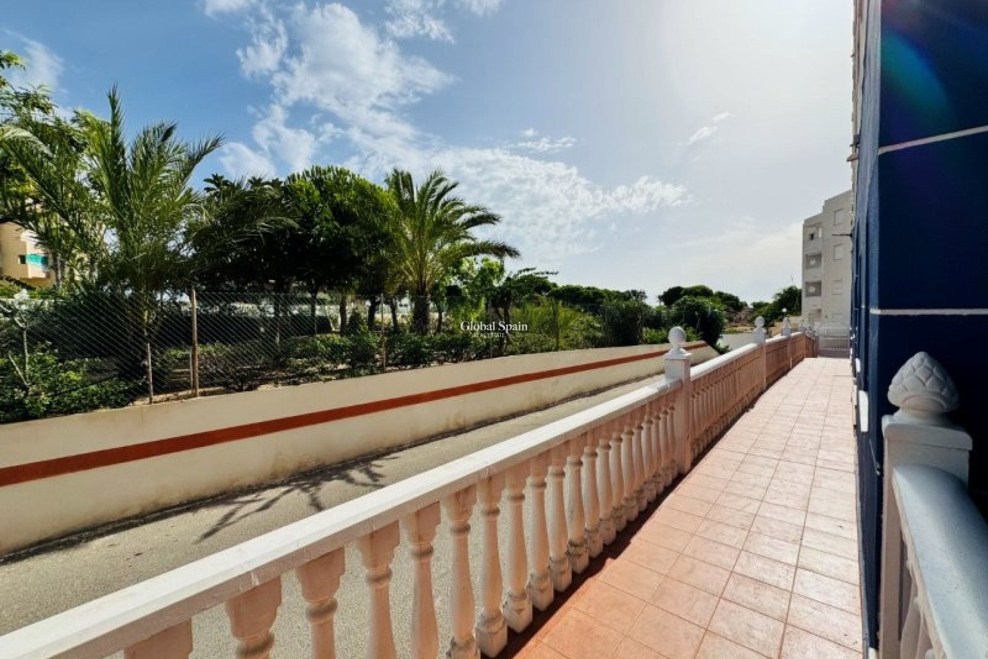 Wederverkoop - APPARTEMENT -
LA MATA - Costa Blanca