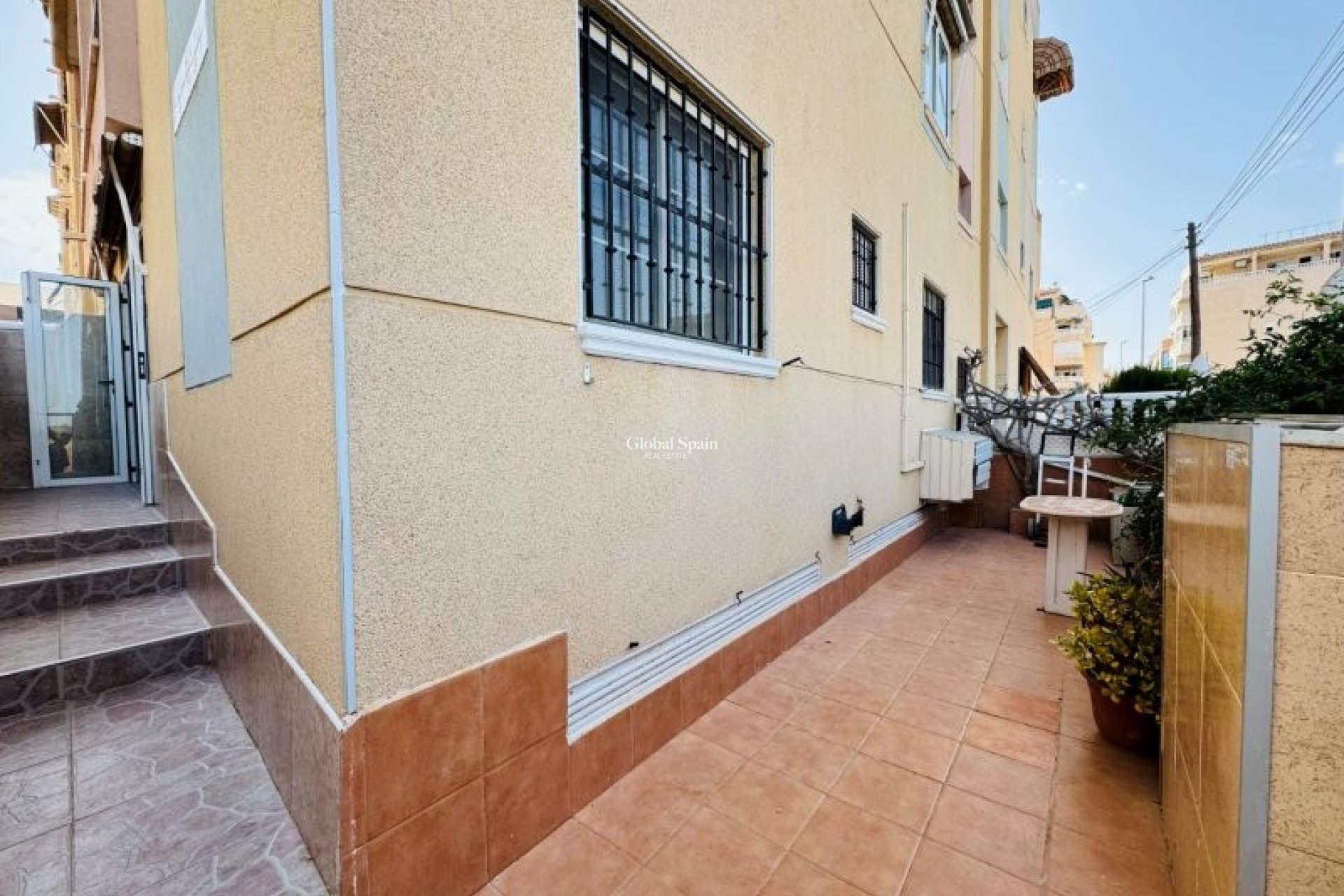 Wederverkoop - APPARTEMENT -
LA MATA - Costa Blanca