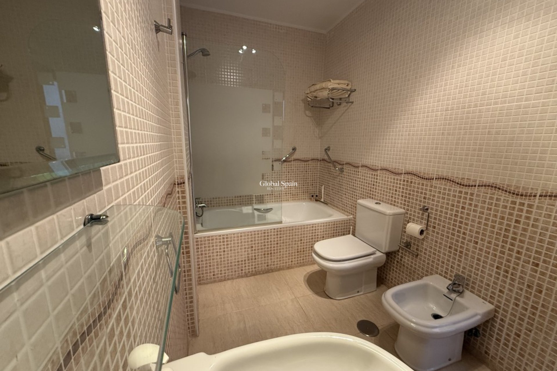 Wederverkoop - APPARTEMENT -
LA PUEBLA - Inland