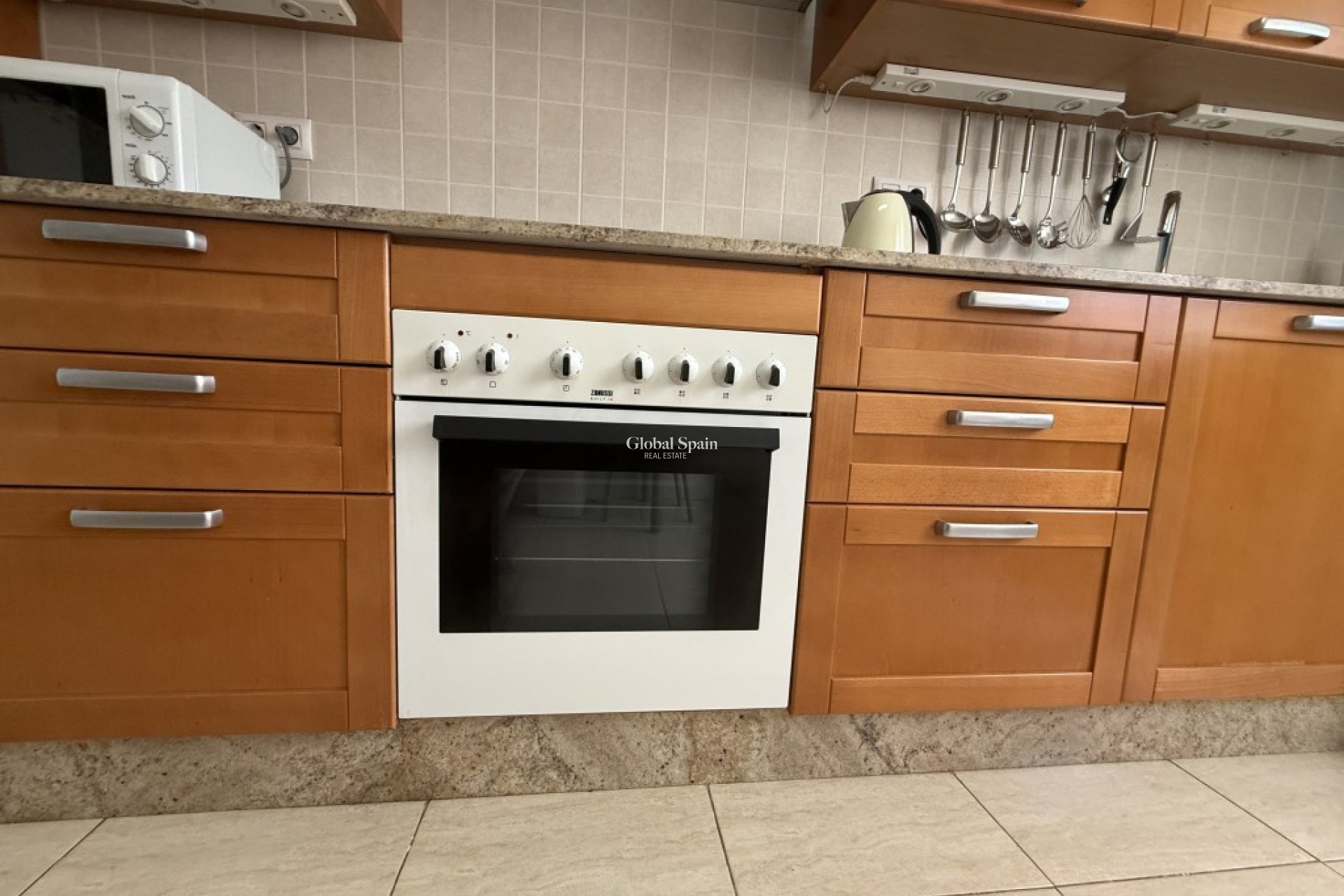 Wederverkoop - APPARTEMENT -
LA PUEBLA - Inland