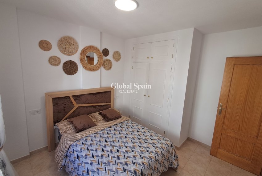 Wederverkoop - APPARTEMENT -
LA ZENIA - Costa Blanca