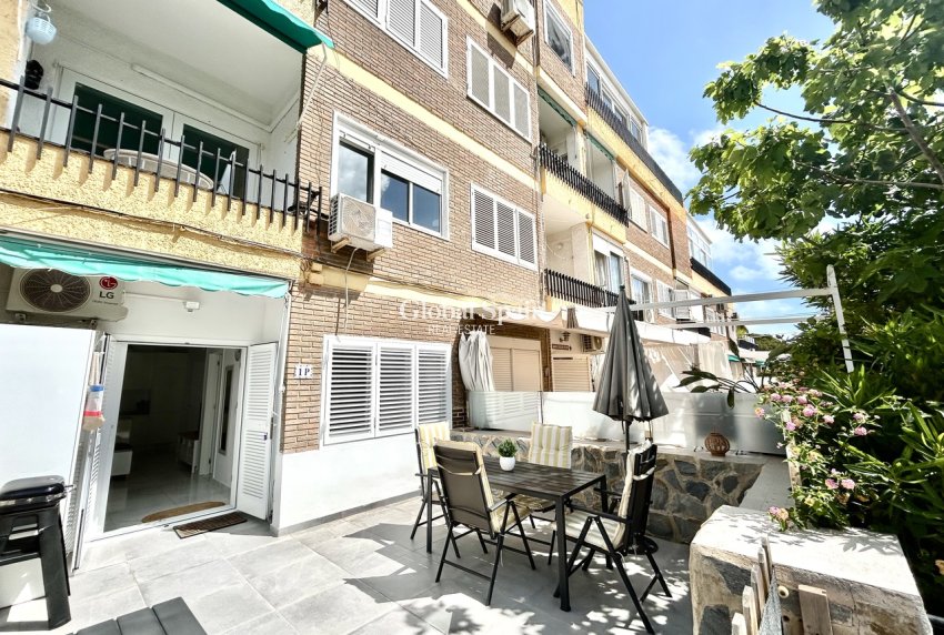 Wederverkoop - APPARTEMENT -
LA ZENIA - Costa Blanca