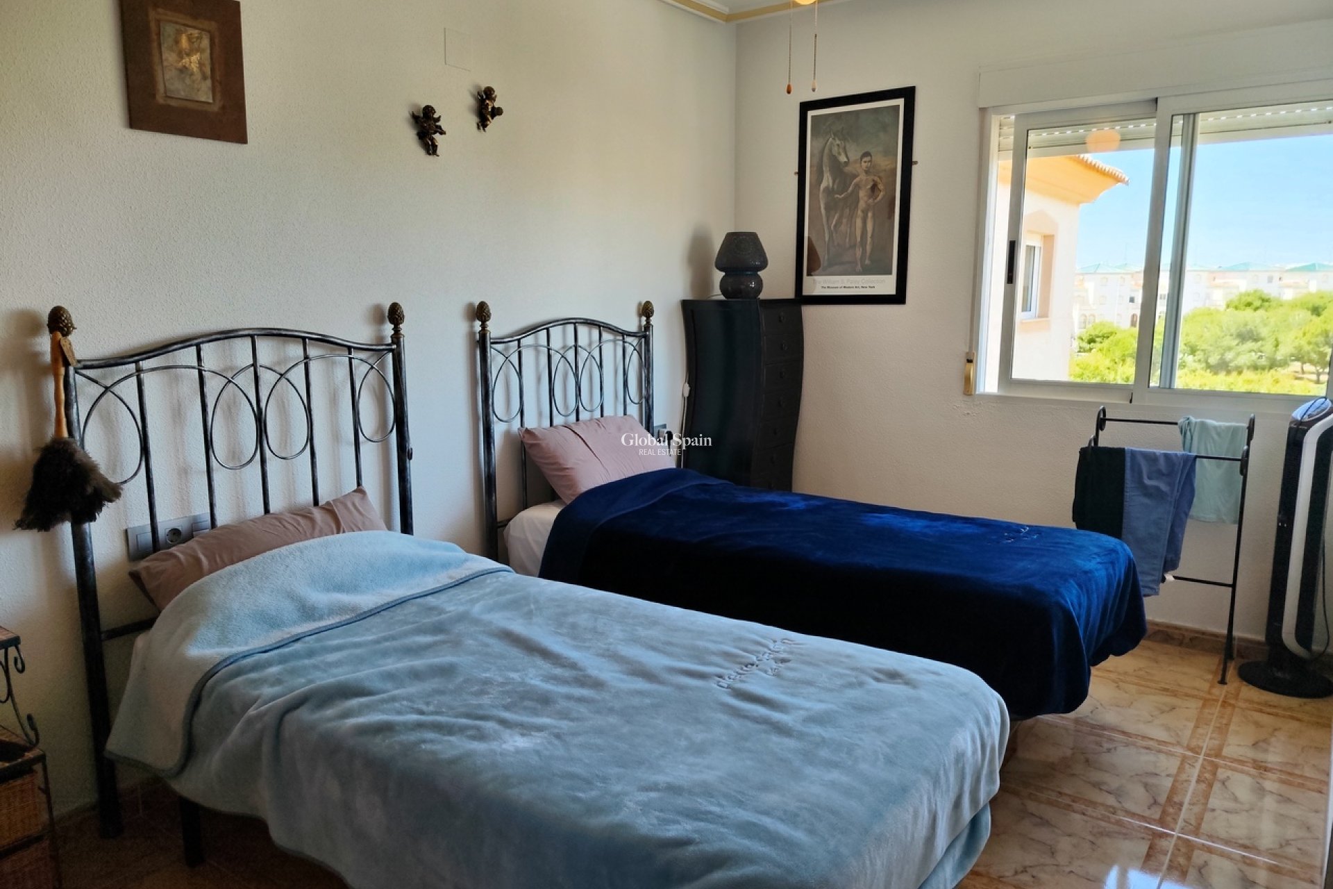 Wederverkoop - APPARTEMENT -
LA ZENIA - Costa Blanca