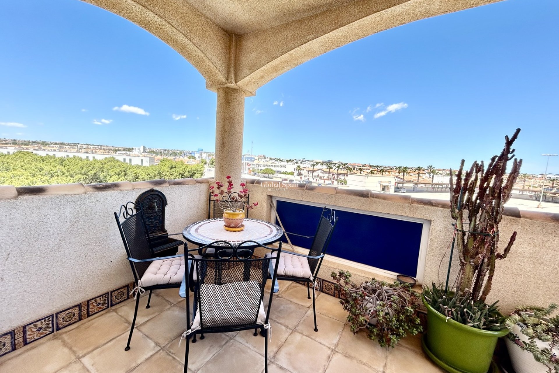 Wederverkoop - APPARTEMENT -
LA ZENIA - Costa Blanca