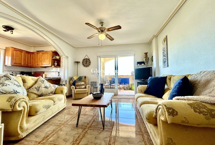 Wederverkoop - APPARTEMENT -
LA ZENIA - Costa Blanca