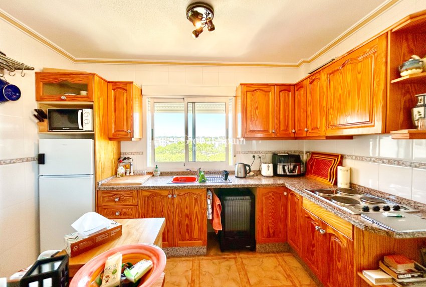 Wederverkoop - APPARTEMENT -
LA ZENIA - Costa Blanca