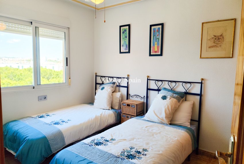 Wederverkoop - APPARTEMENT -
LA ZENIA - Costa Blanca