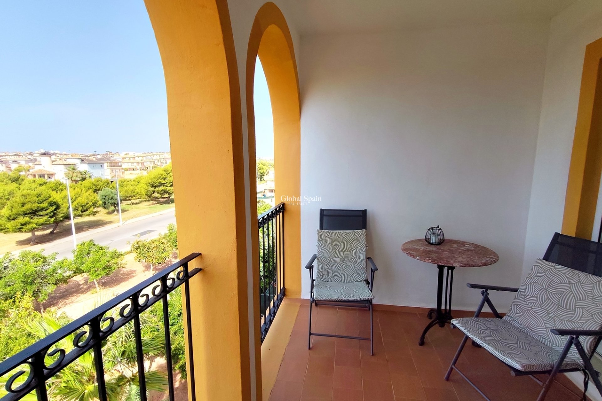 Wederverkoop - APPARTEMENT -
LA ZENIA - Costa Blanca