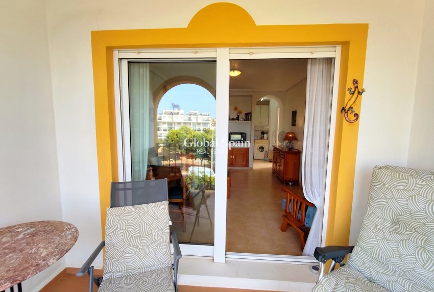Wederverkoop - APPARTEMENT -
LA ZENIA - Costa Blanca