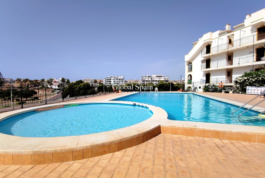 Wederverkoop - APPARTEMENT -
LA ZENIA - Costa Blanca