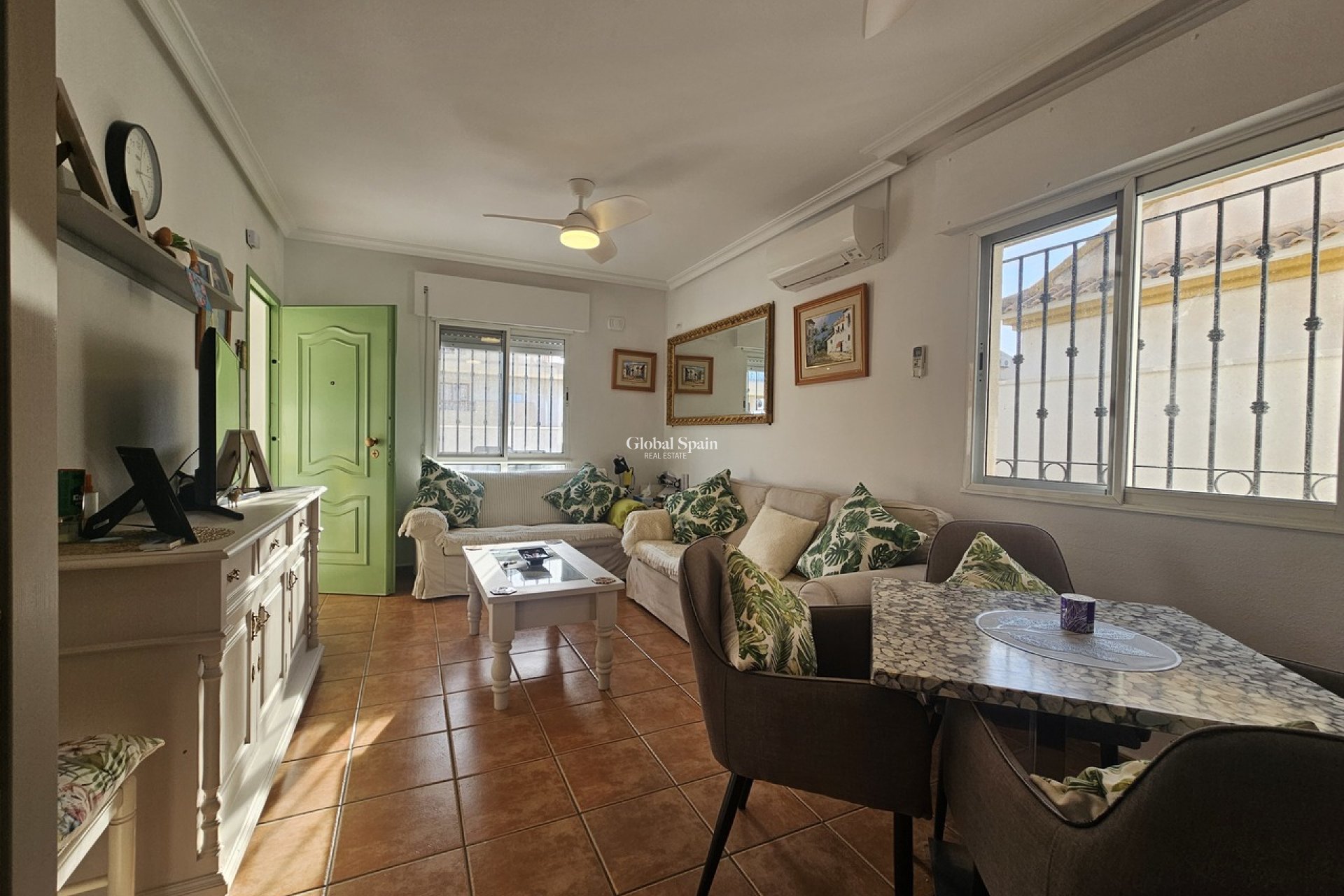 Wederverkoop - APPARTEMENT -
LA ZENIA - Costa Blanca