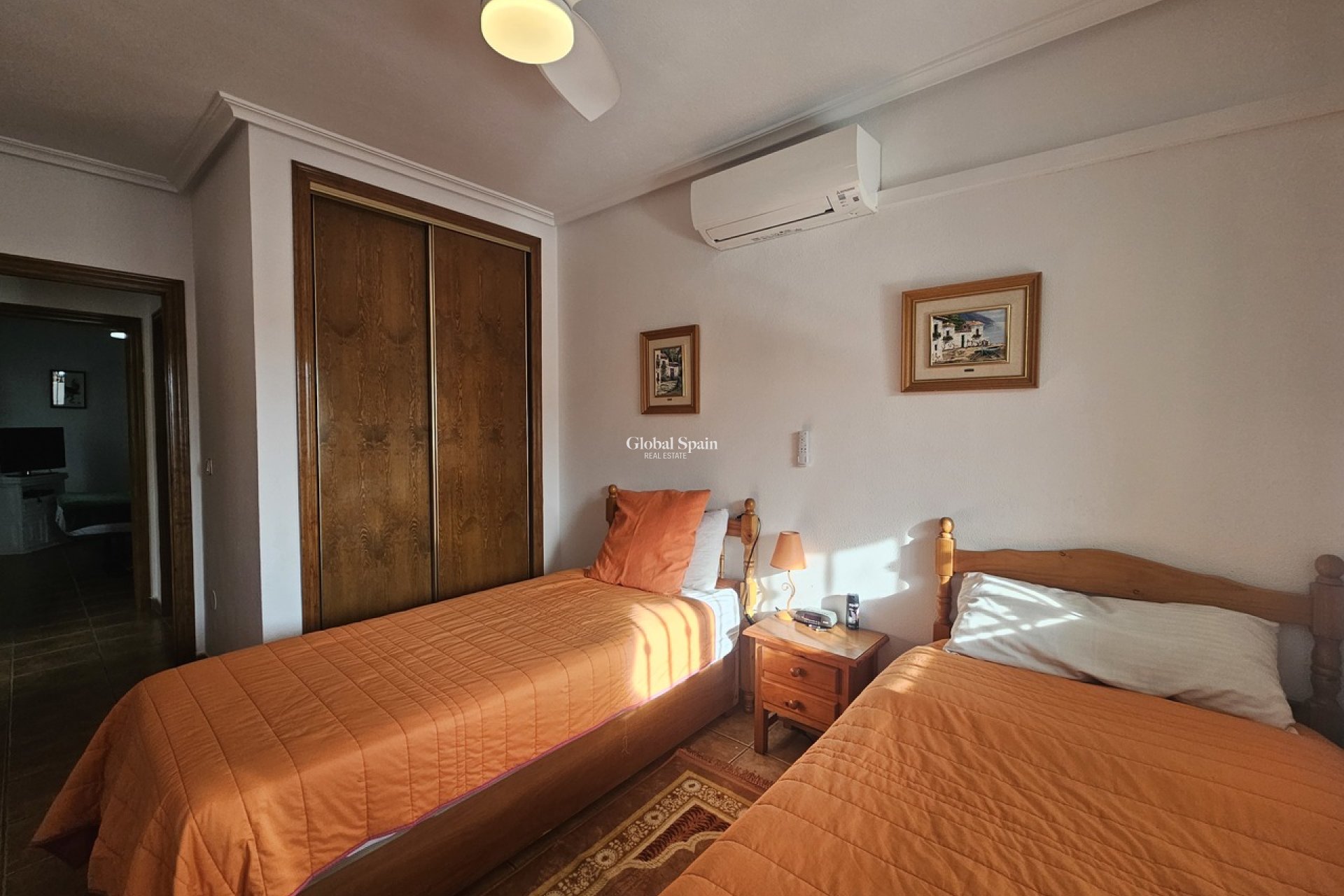 Wederverkoop - APPARTEMENT -
LA ZENIA - Costa Blanca