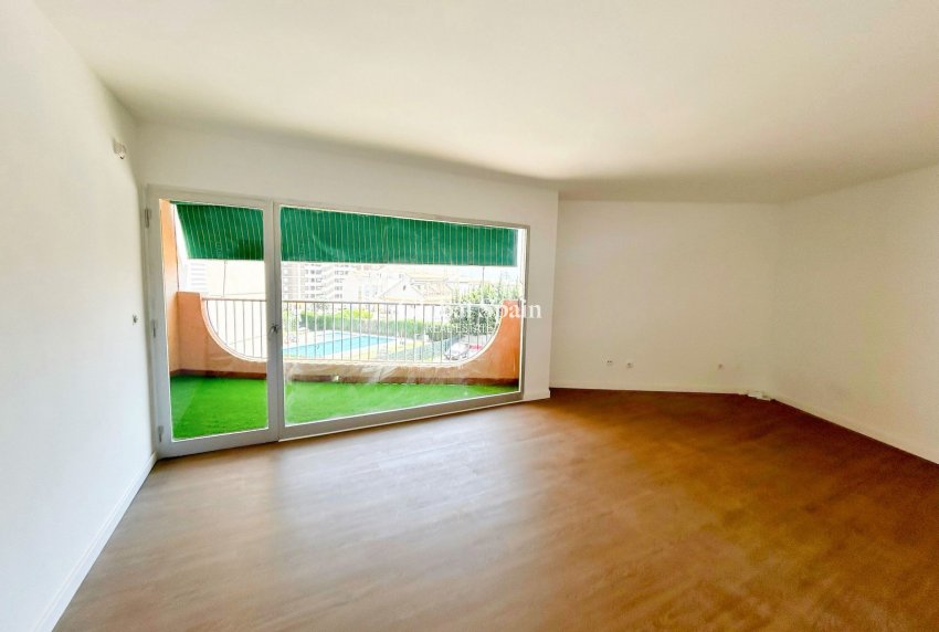 Wederverkoop - APPARTEMENT -
LA ZENIA - Costa Blanca
