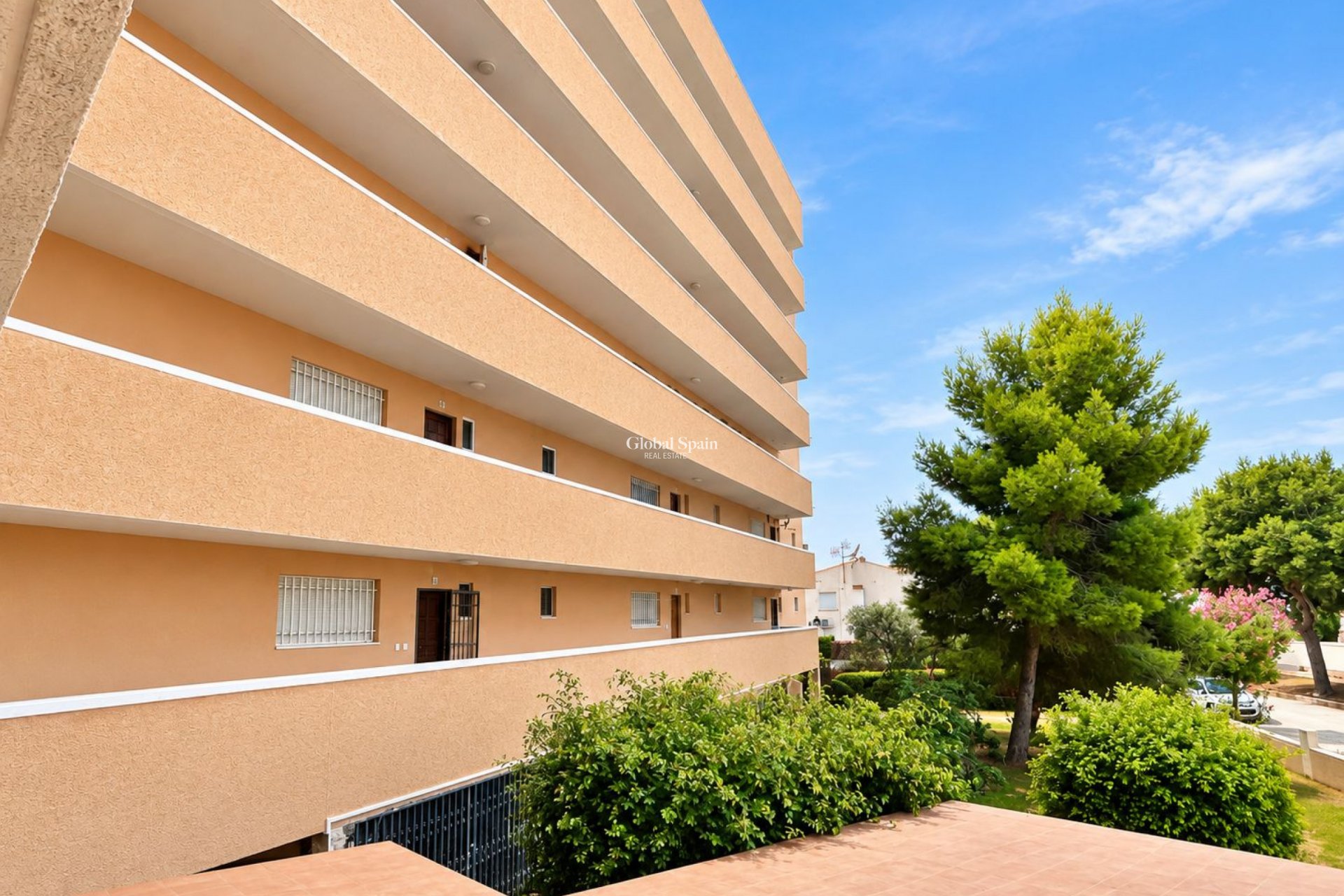 Wederverkoop - APPARTEMENT -
LA ZENIA - Costa Blanca