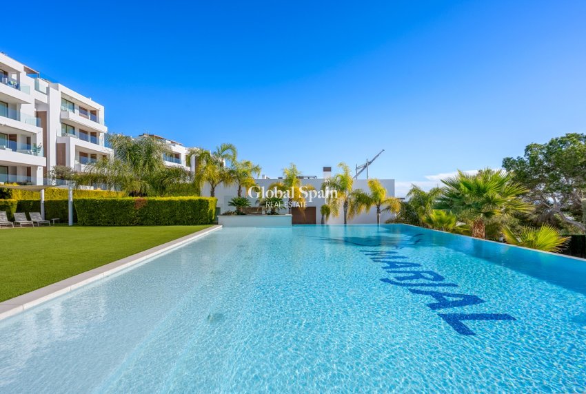 Wederverkoop - APPARTEMENT -
LAS COLINAS GOLF RESORT - Costa Blanca