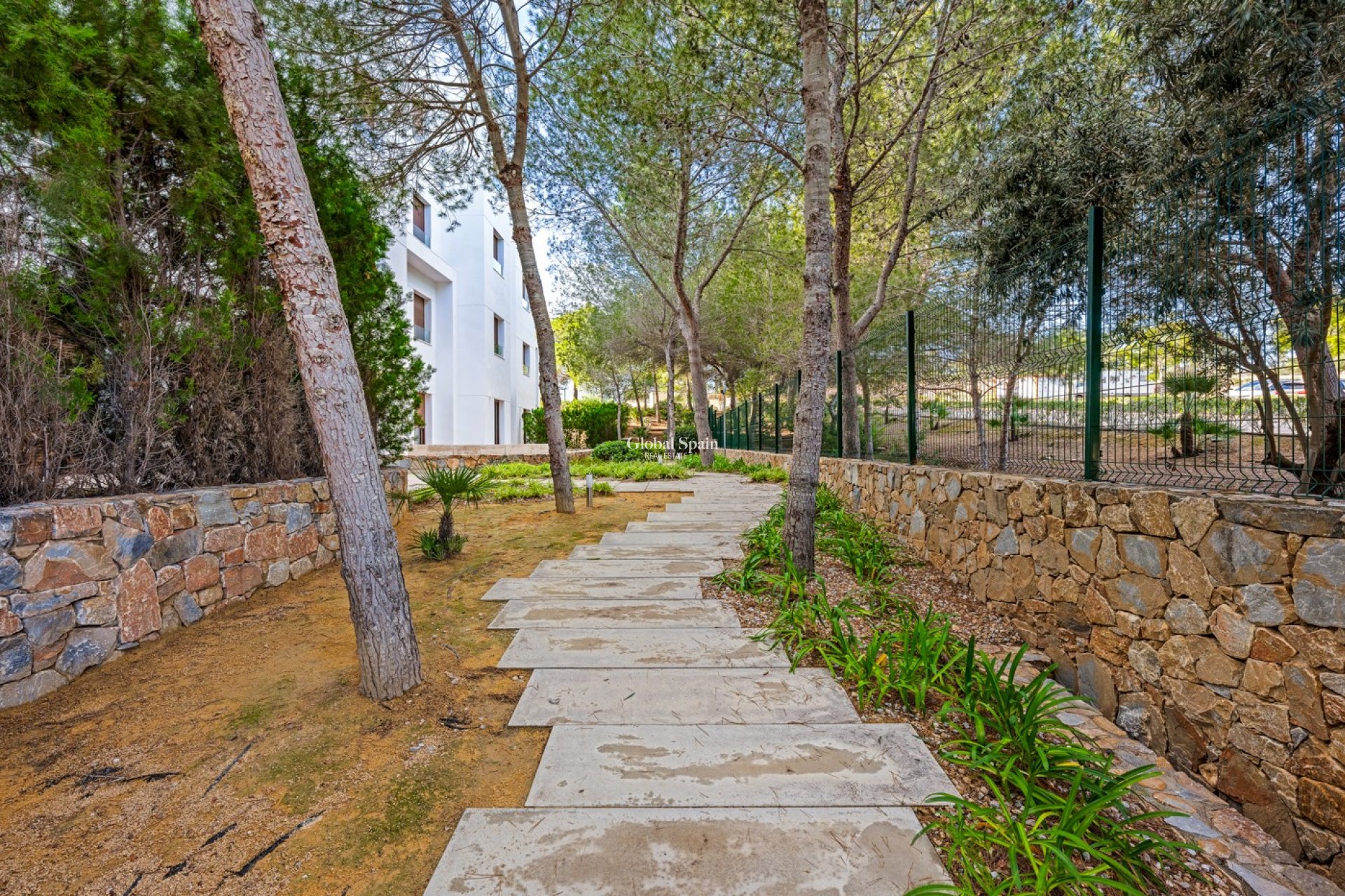 Wederverkoop - APPARTEMENT -
LAS COLINAS GOLF RESORT - Costa Blanca