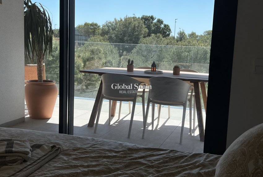 Wederverkoop - APPARTEMENT -
LAS COLINAS GOLF RESORT - Costa Blanca