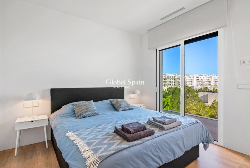 Wederverkoop - APPARTEMENT -
LAS COLINAS GOLF RESORT - Costa Blanca