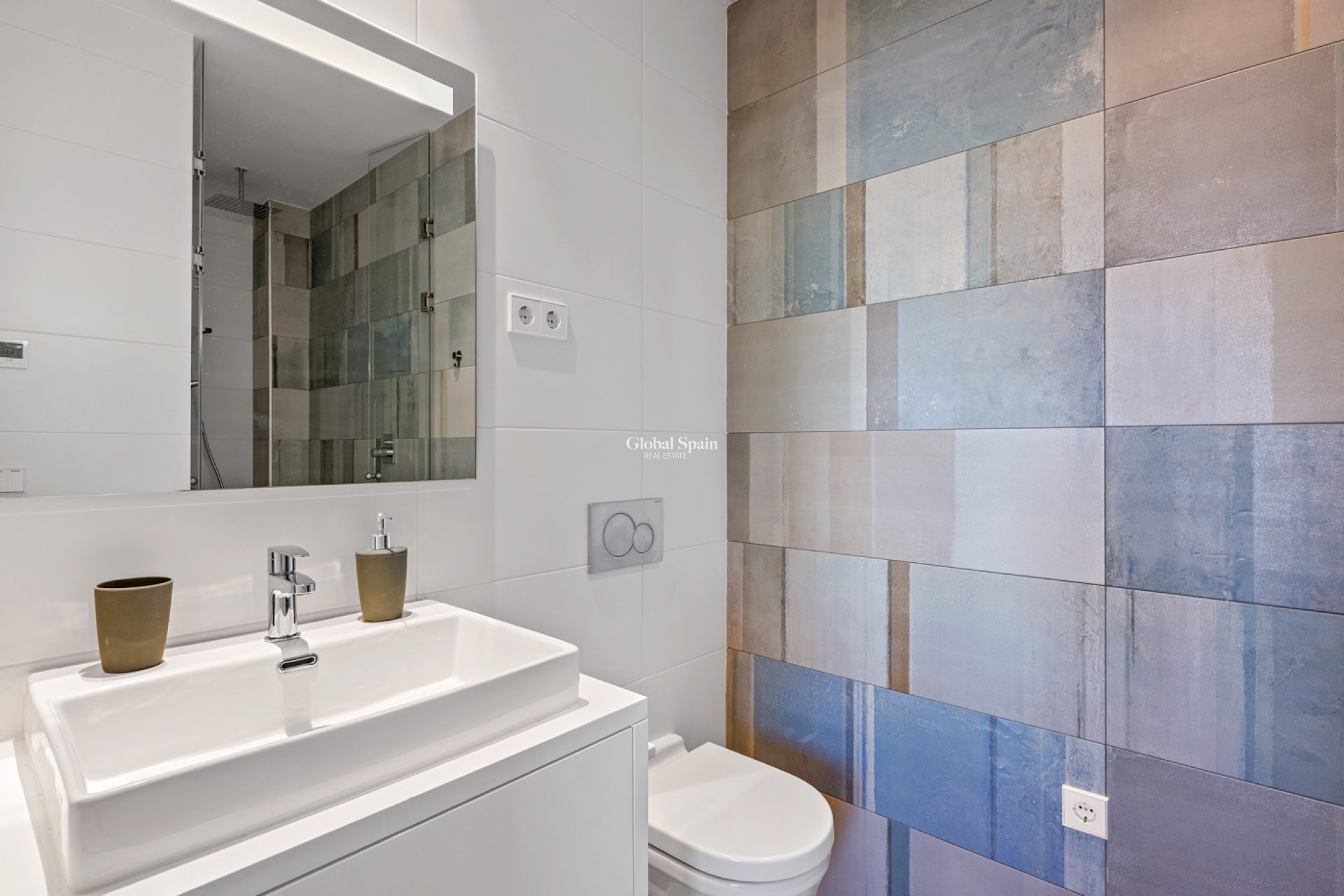 Wederverkoop - APPARTEMENT -
LAS COLINAS GOLF RESORT - Costa Blanca