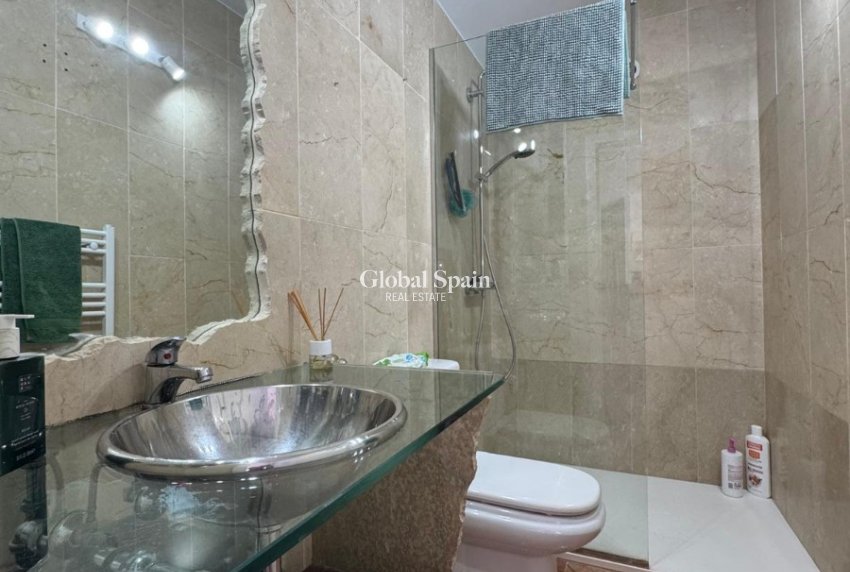 Wederverkoop - APPARTEMENT -
LAS RAMBLAS GOLF - Inland