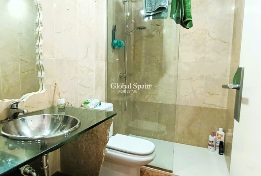 Wederverkoop - APPARTEMENT -
LAS RAMBLAS GOLF - Inland
