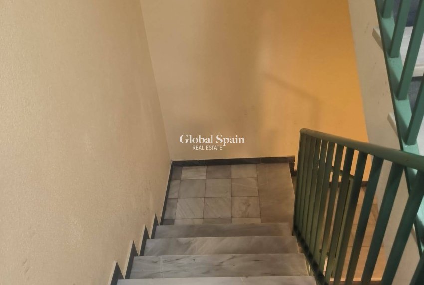 Wederverkoop - APPARTEMENT -
LO PAGÁN - La Puntica