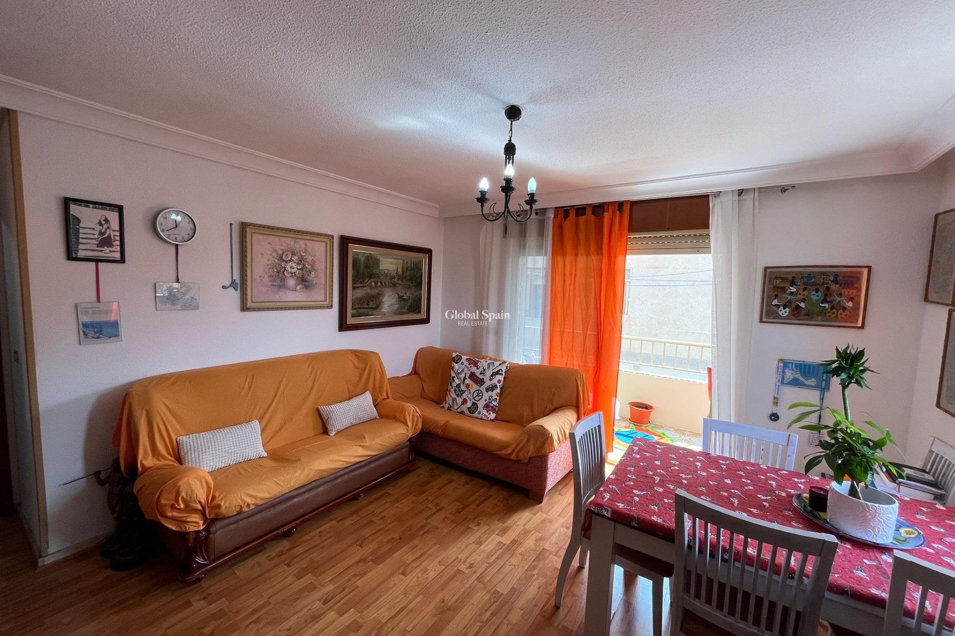 Wederverkoop - APPARTEMENT -
LO PAGÁN - Villananitos