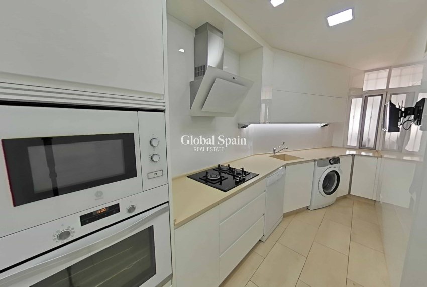 Wederverkoop - APPARTEMENT -
LO PAGÁN - Villananitos