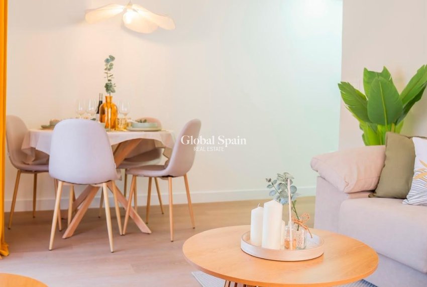 Wederverkoop - APPARTEMENT -
LO PAGÁN - Villananitos