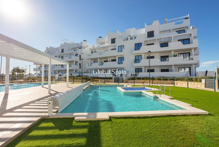 Wederverkoop - APPARTEMENT -
LOS ALCÁZARES - Dolores De Pacheco-santa Rosalía