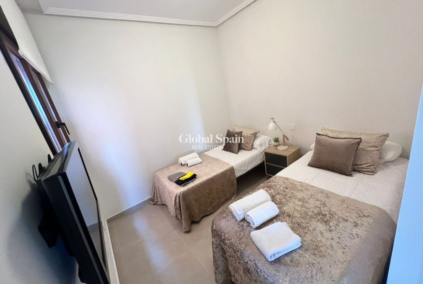 Wederverkoop - APPARTEMENT -
LOS ALCÁZARES - SERANA GOLF