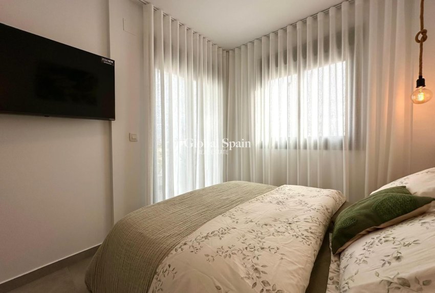 Wederverkoop - APPARTEMENT -
LOS ALCÁZARES
