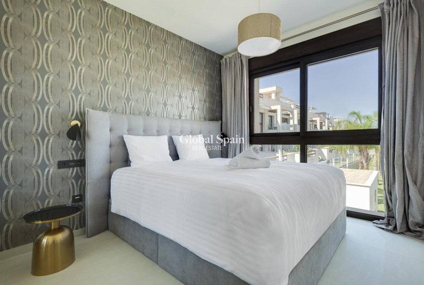 Wederverkoop - APPARTEMENT -
LOS BALCONES - LOS ALTOS - Costa Blanca