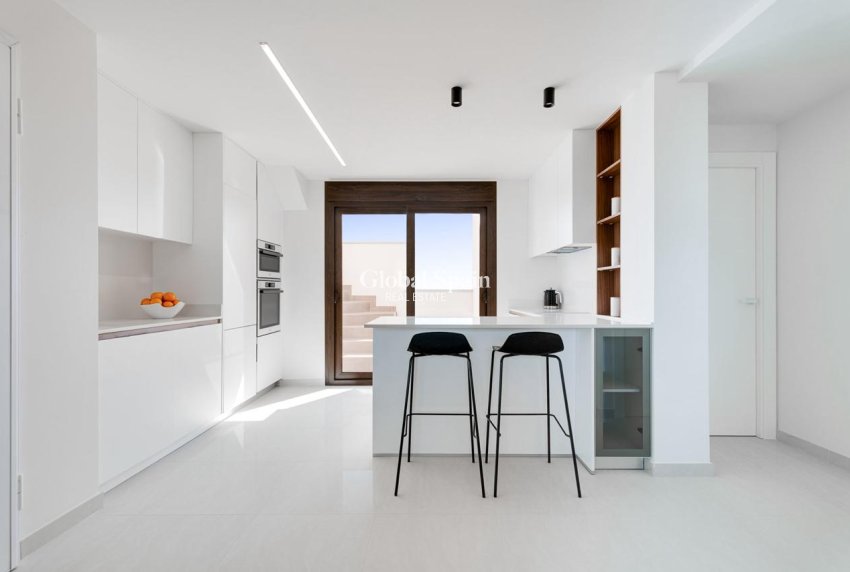Wederverkoop - APPARTEMENT -
LOS BALCONES - LOS ALTOS - Costa Blanca