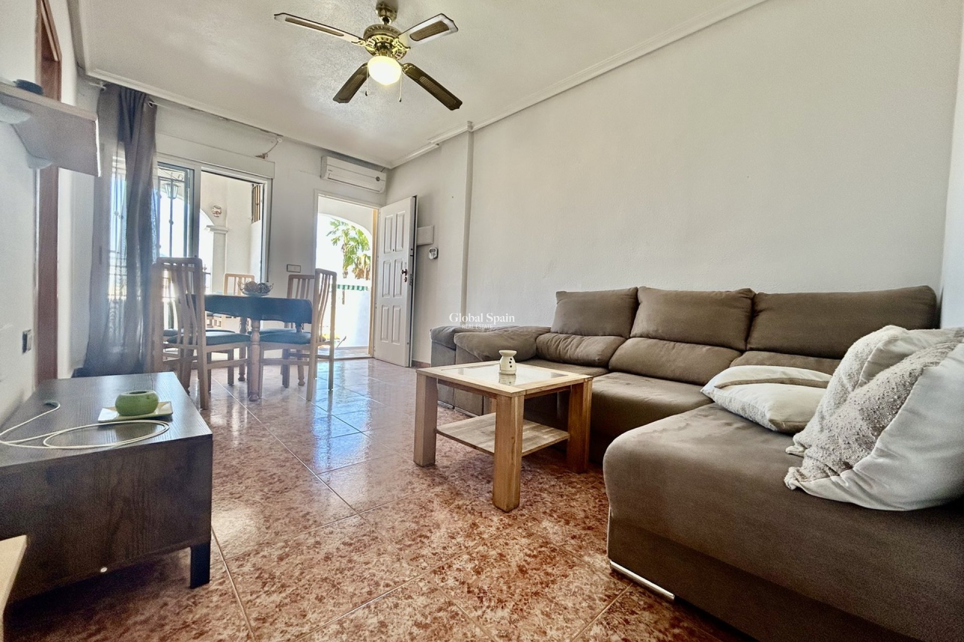 Wederverkoop - APPARTEMENT -
LOS BALCONES - LOS ALTOS - Costa Blanca
