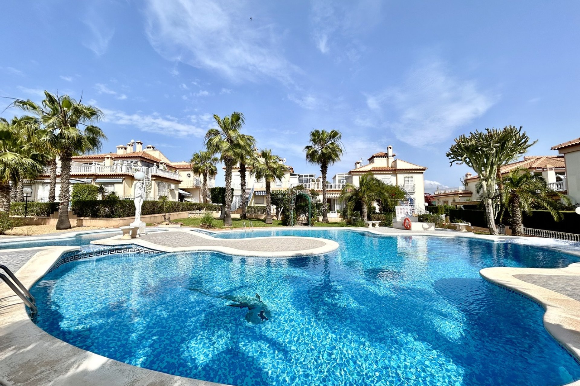 Wederverkoop - APPARTEMENT -
LOS BALCONES - LOS ALTOS - Costa Blanca