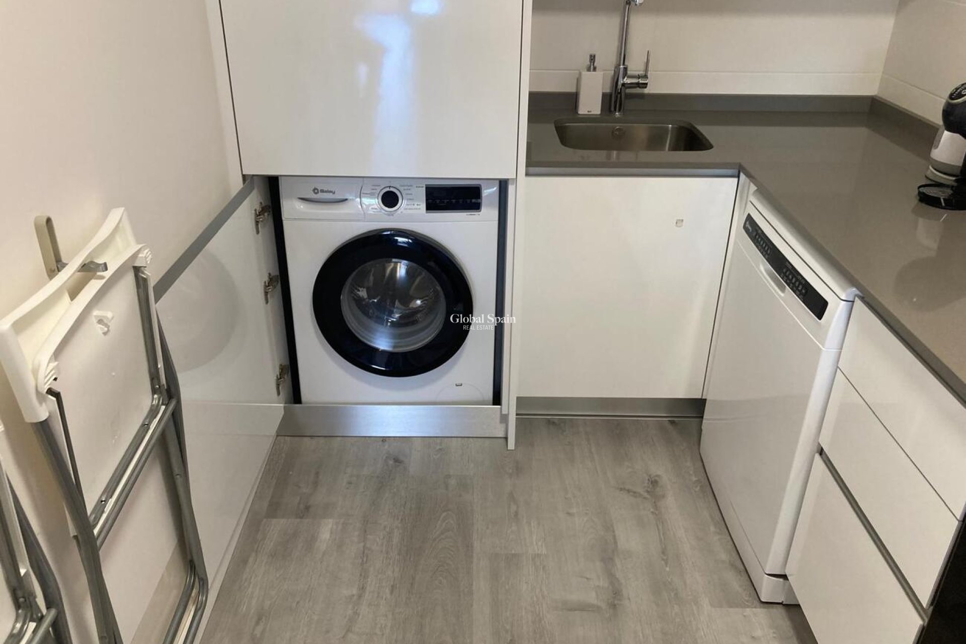 Wederverkoop - APPARTEMENT -
LOS DOLSES - Costa Blanca