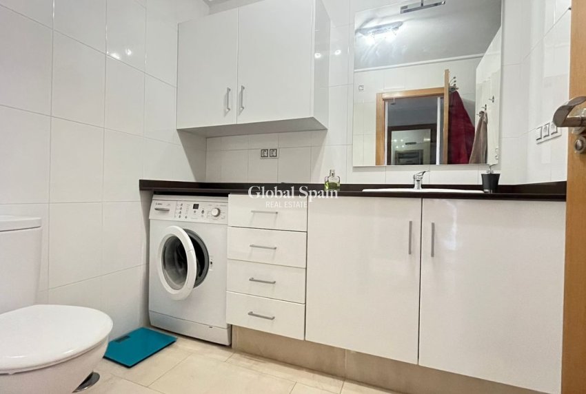 Wederverkoop - APPARTEMENT -
LOS DOLSES - Inland