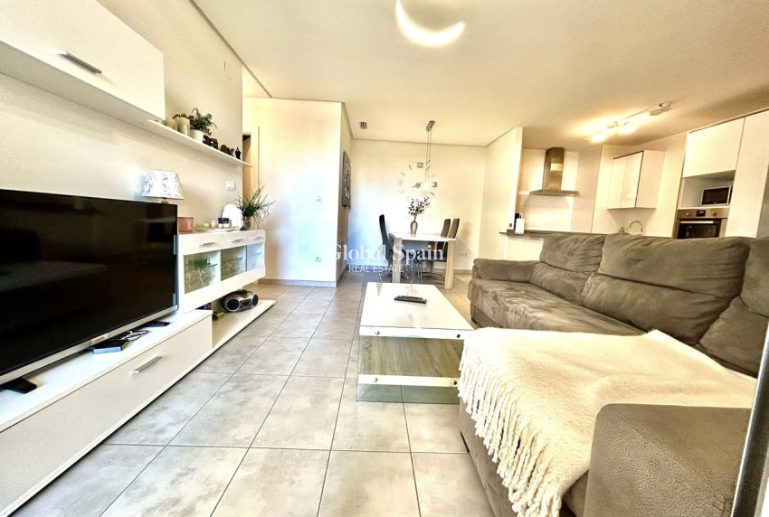 Wederverkoop - APPARTEMENT -
LOS DOLSES - Inland
