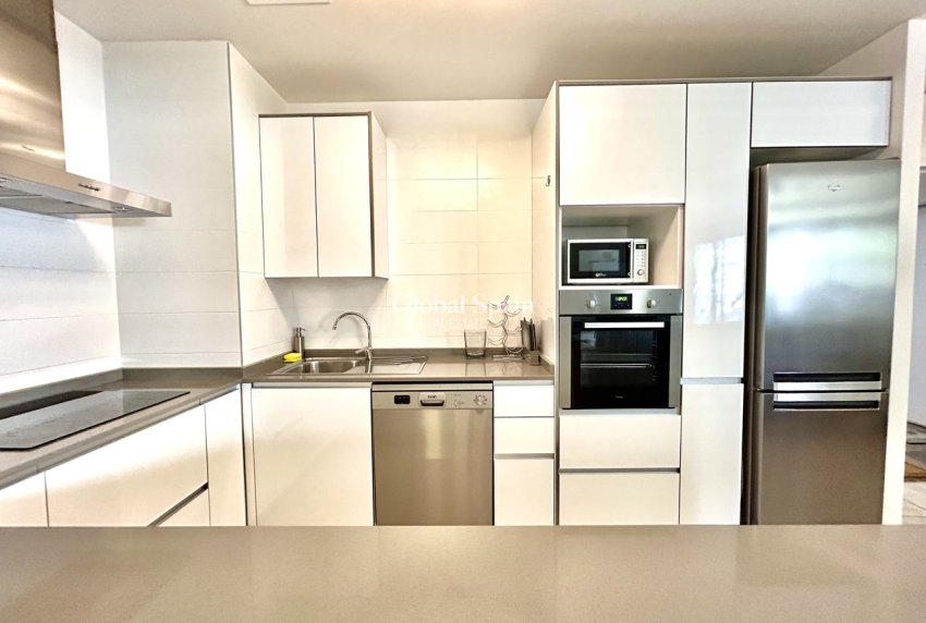 Wederverkoop - APPARTEMENT -
LOS DOLSES - Inland