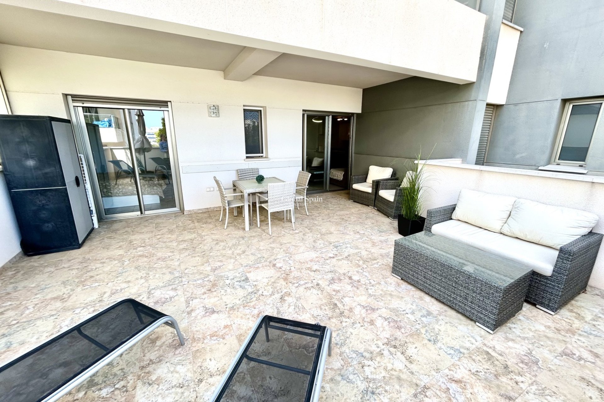 Wederverkoop - APPARTEMENT -
LOS DOLSES - Inland