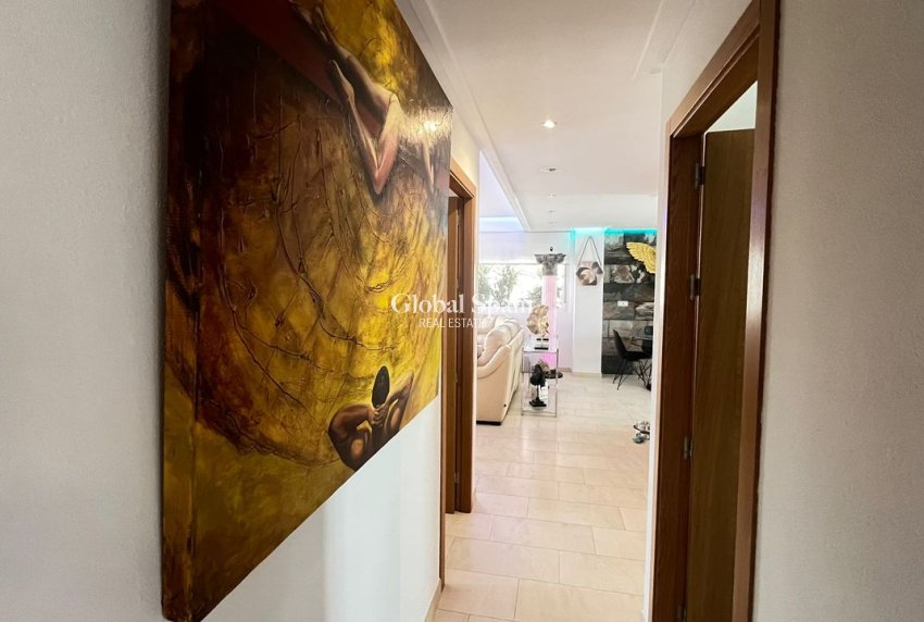 Wederverkoop - APPARTEMENT -
LOS DOLSES - Inland