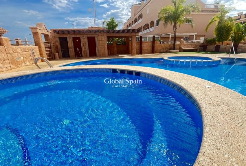 Wederverkoop - APPARTEMENT -
LOS DOLSES - Inland