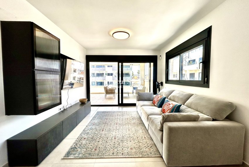 Wederverkoop - APPARTEMENT -
LOS DOLSES - Inland